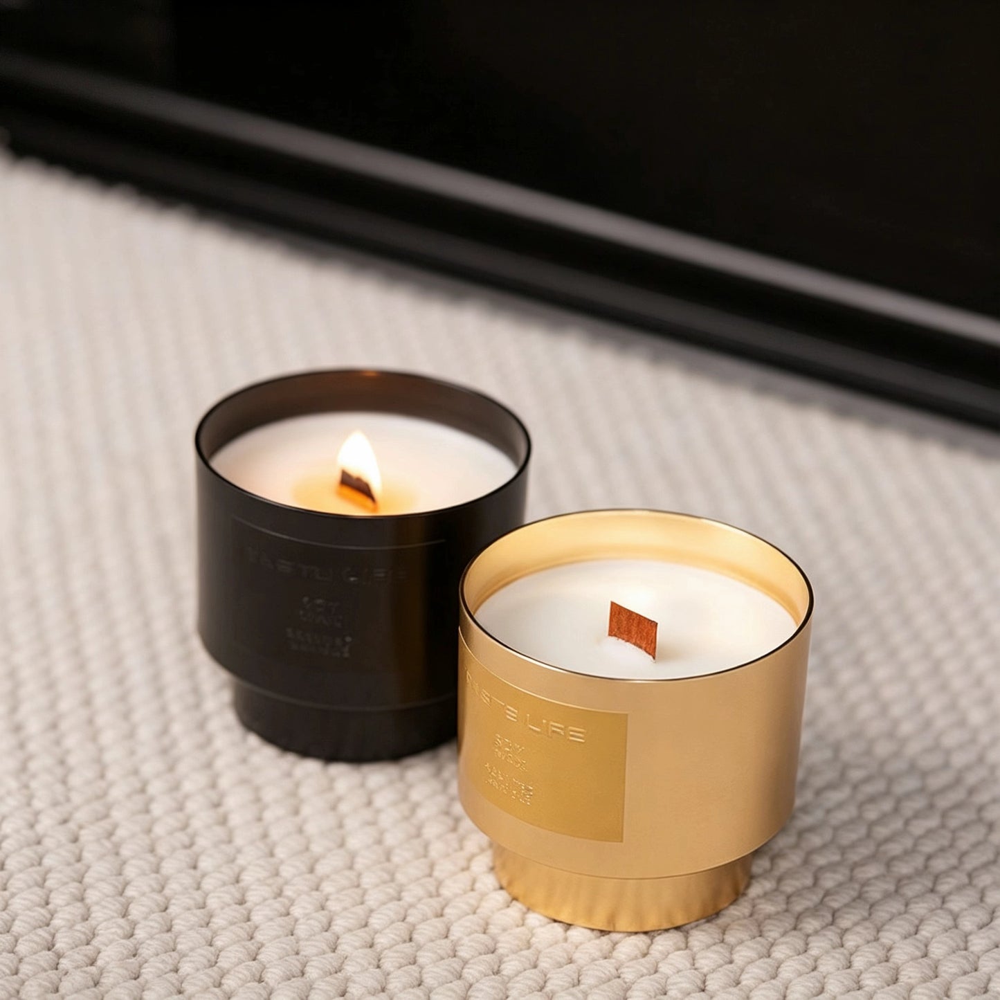 Luxuriöse Metallkerze mit Duft